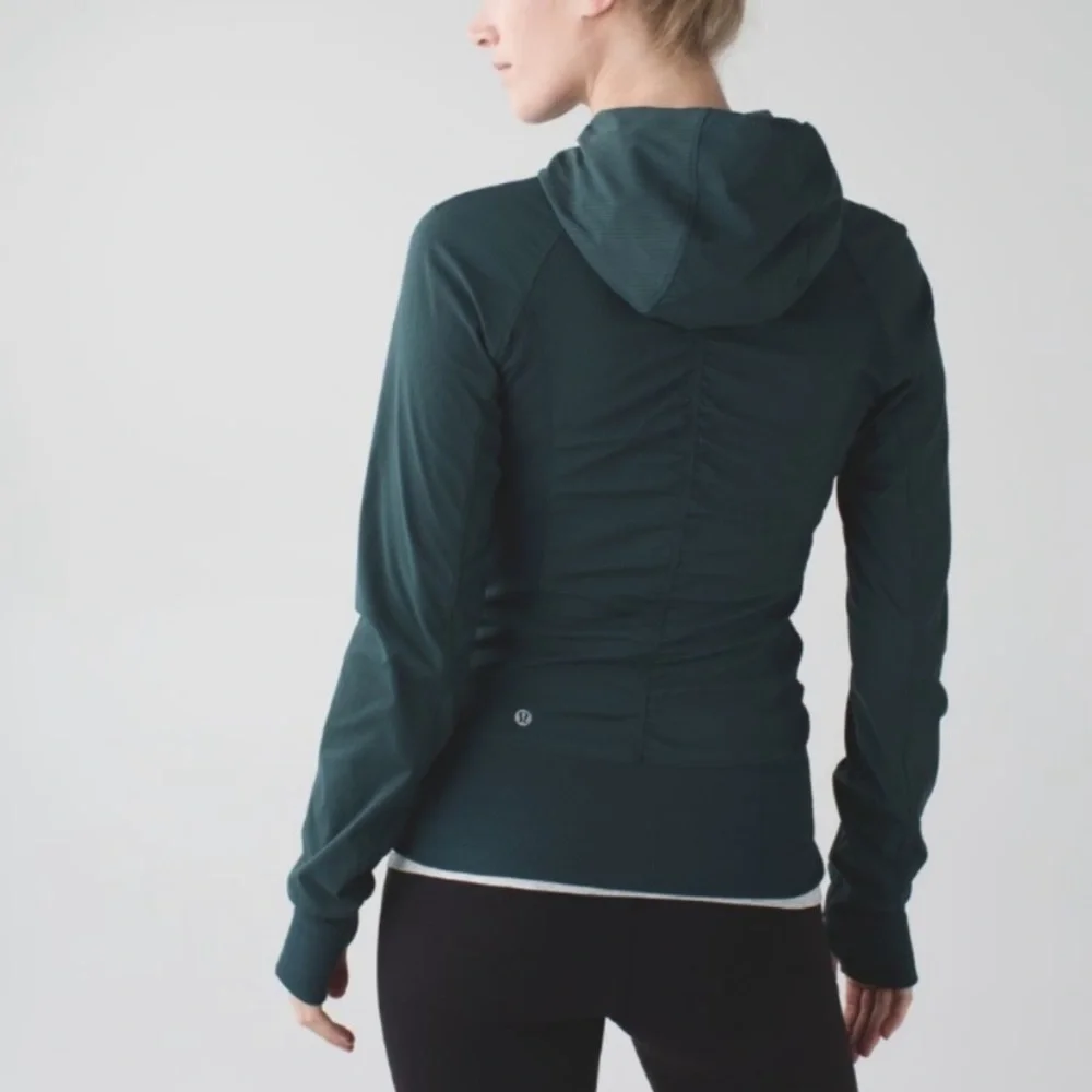 Lululemon In Flux Hooded Jacket Reversible - 6 - Picture 3 of 13